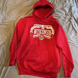 Wisconsin Badgers Rose Bowl Sweatshirt Hoodie Mens M Medium Pullover Red 2011